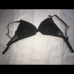 Black laced Fashion bra. Never worn! Size LARGE!